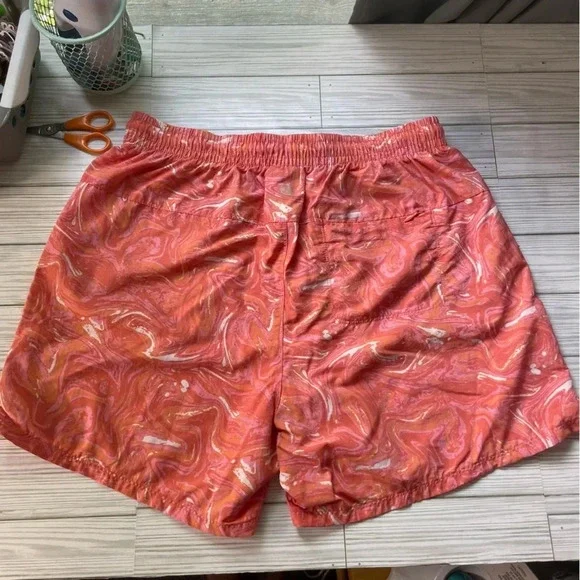 Eddie Bauer pink wave print athletic hiking shorts women’s size medium - Picture 9 of 12